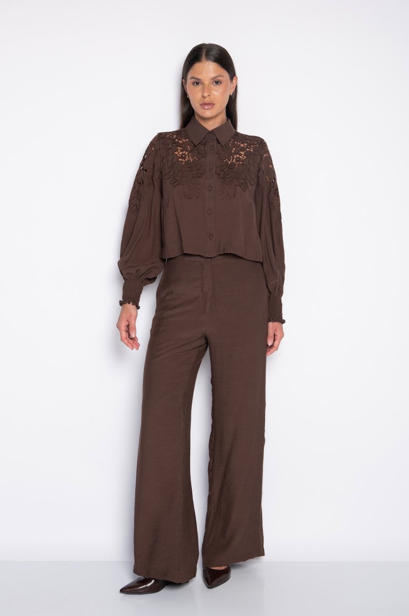 Camisa Cropped Bordada Com Manga Bufante Marron – Zilma - Image 3