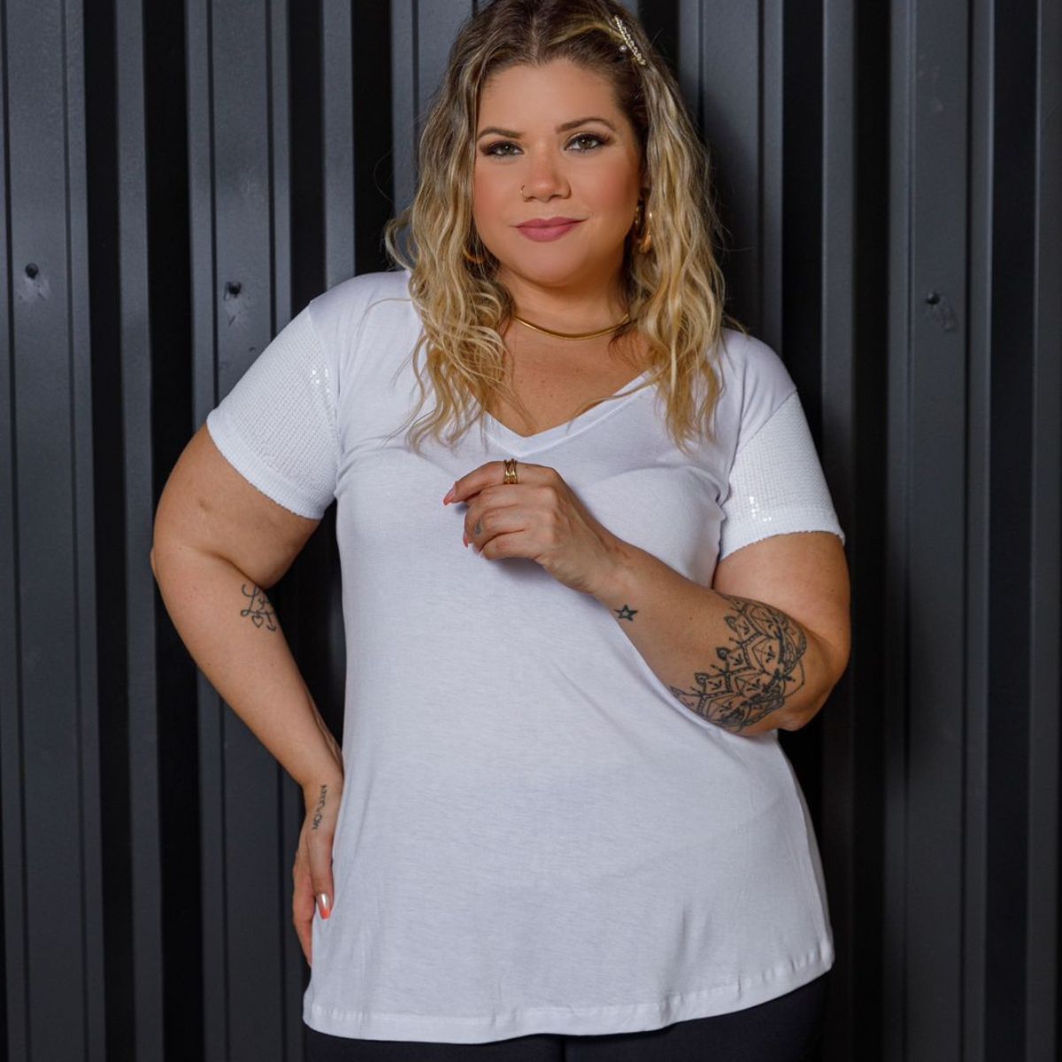 Blusa Manga Curta Em Paete Plus Size Verão 38025 - Image 6