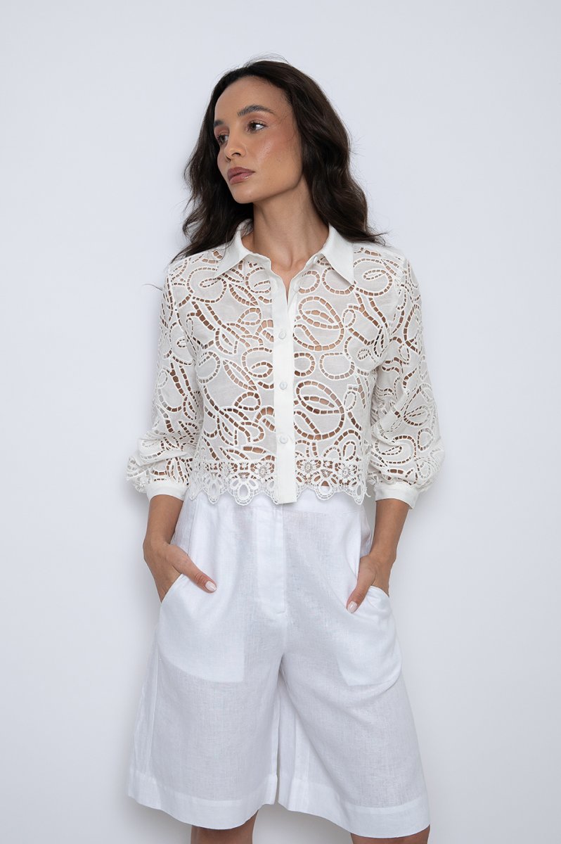 Camisa Cropped Bordada Off White – Gaby - Image 6