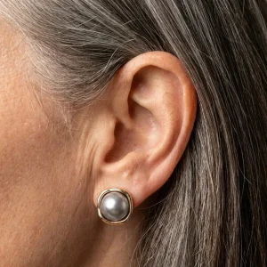An Black Pearl Earrings