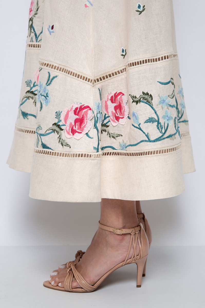 Vestido Longo Bordado Bege – Fernanda - Image 5