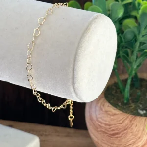 Filigree Heart Link Bracelet with a Subtle Key Charm
