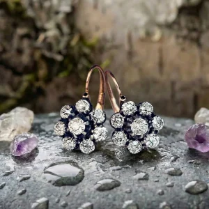 A Vintage Rounded Bright Flower Earrings Set