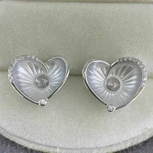 Romantic Daisy Heart Earrings
