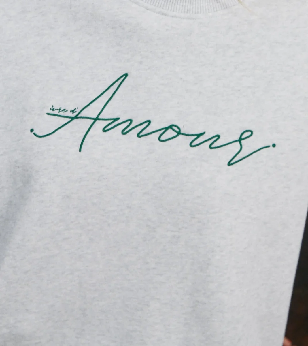 Ivre d'amour Breastfeeding Sweatshirt - Image 5