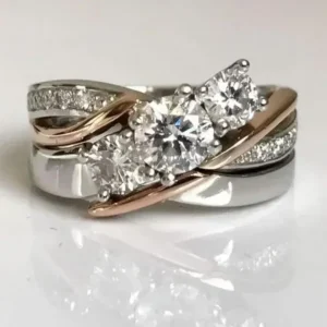 Vintage Gold and Silver Ring with Zirconia