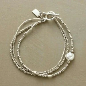 Vintage-Inspired Pearl Bracelet Set