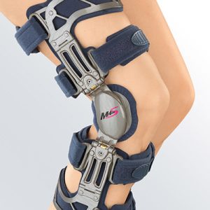 Brace M.4®S OA Articulação Policêntrica Varo / Valgo para Joelho com Osteoartrite